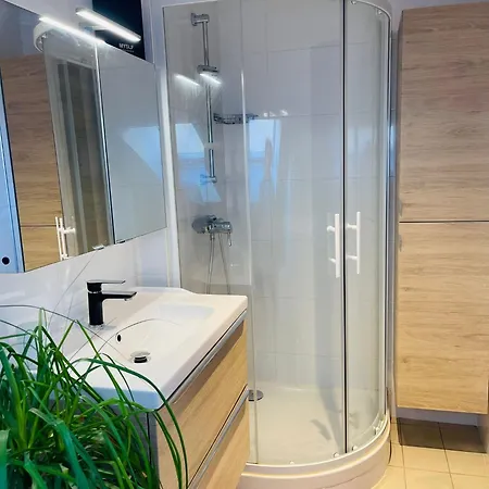 Appartement Spacieux Et Lumineux Ideal Couple Ou Petite Famille Caen