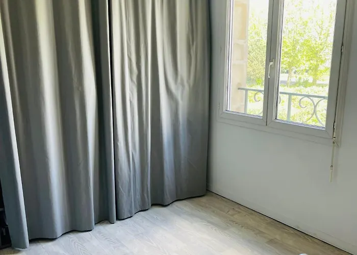 Διαμέρισμα Appartement Spacieux Et Lumineux Ideal Couple Ou Petite Famille